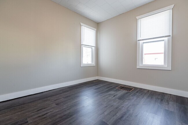 Photo - nrefarnam Unit 903