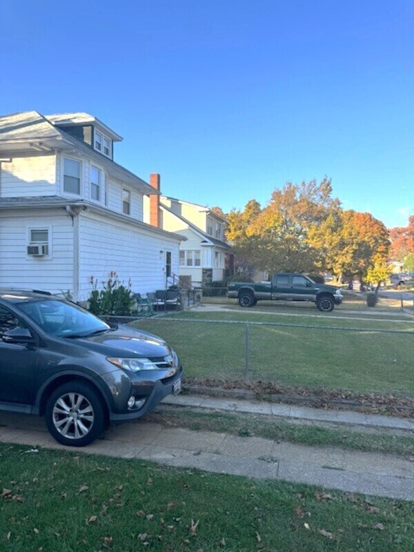 Photo - 3508 Grantley Rd