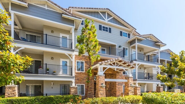 Elate Rancho Cucamonga - 55+ Active Adult Apartment Homes