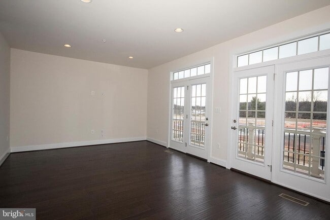 Building Photo - 2912 Middleham Ct