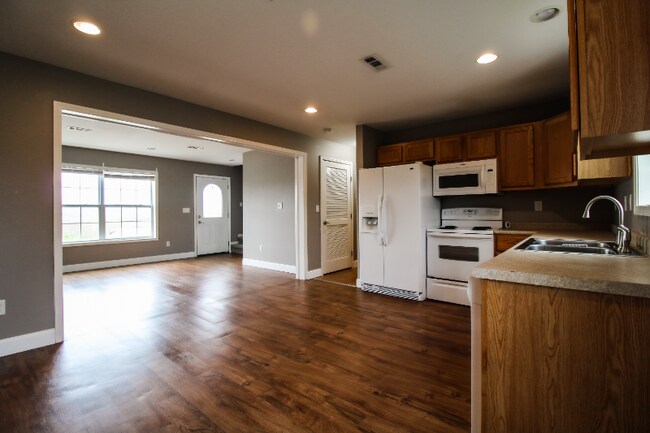 Photo - 51957 William Ln