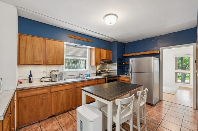 Photo - 4715 Norwich Rd