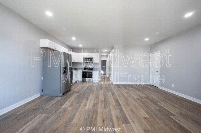 Photo - 2038 E Maryland St