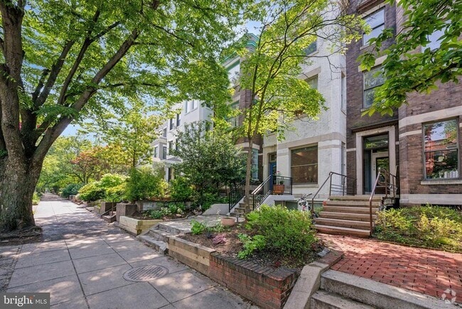 Building Photo - 1946 Calvert St NW Unit 2 Rental
