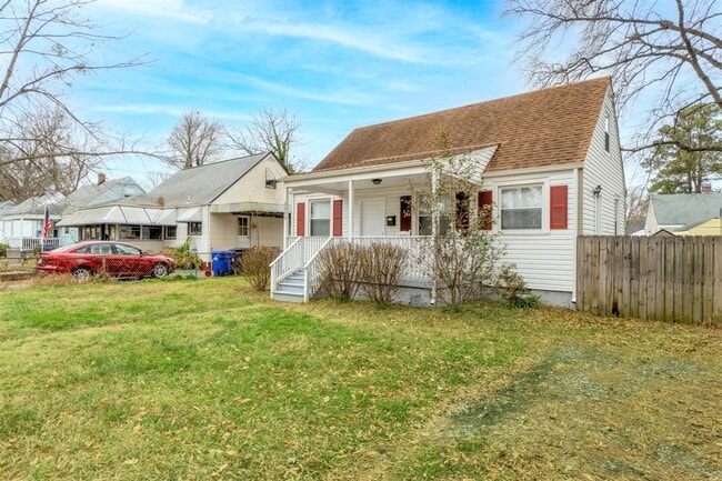 Photo - 3502 Commonwealth Ave