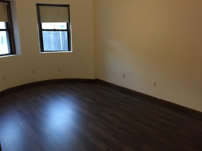 Photo - 1911 Beacon St Unit B