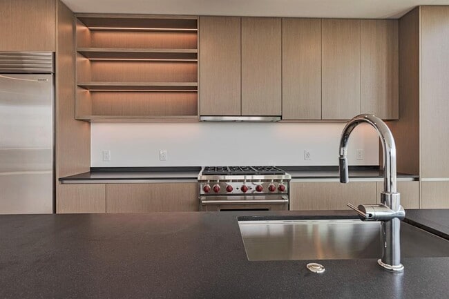 Photo - 610 Davis St Unit 4901