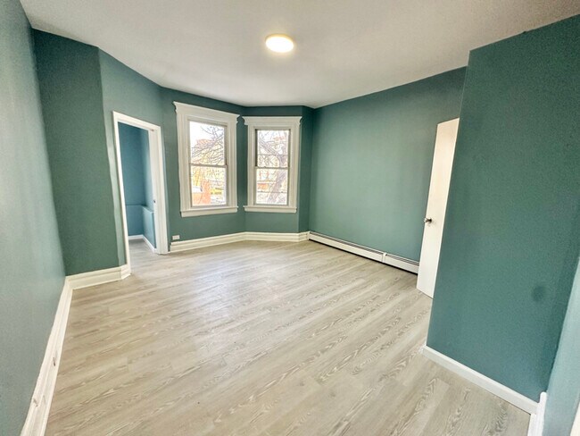 Photo - 11 Linden Ave Unit 3