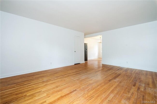 Photo - 293 Manville Rd Unidad D