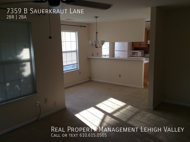 Photo - 7359B Sauerkraut Ln