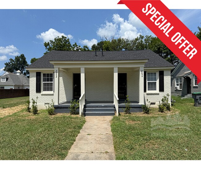 Building Photo - 2262 Jackson Ave