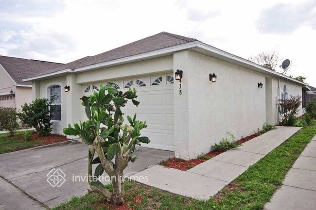 Photo - 438 Cadenza Dr