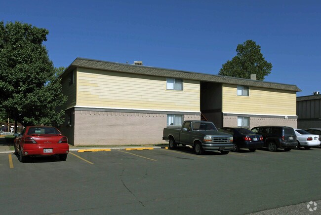 Moore Manor Apartments - Moore Manor Apartments