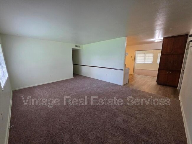 Photo - 1103 N Crystal Terrace