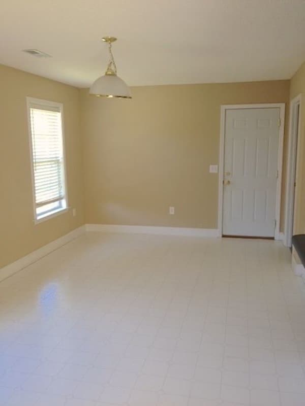 Photo - 10 Pasture View Ct