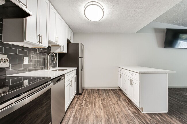 Photo - Elevate Woodstock