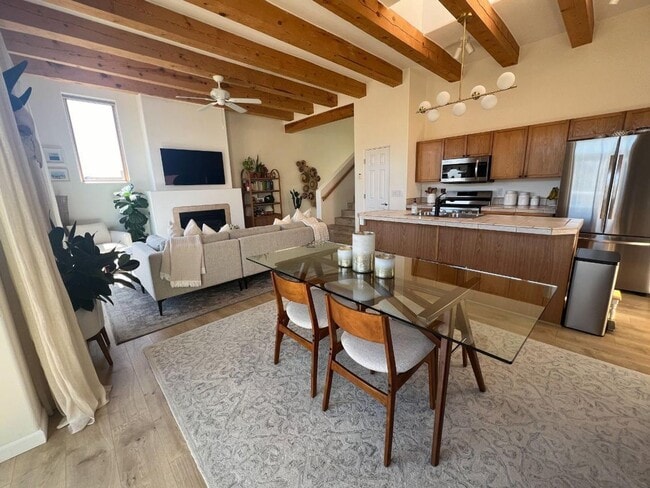 Building Photo - 772 Viento Cir