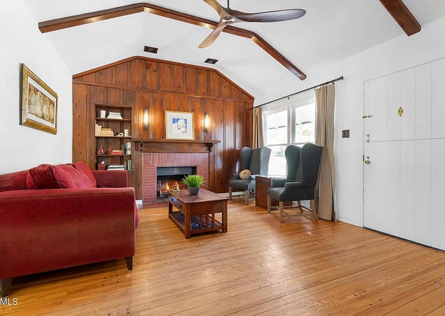 Photo - 1579 N Harding Ave