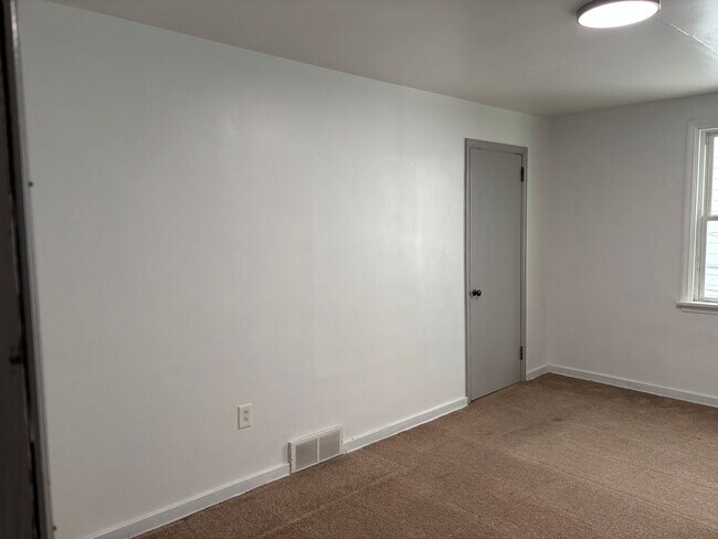 Photo - 104 Sewickley Ave Unit B