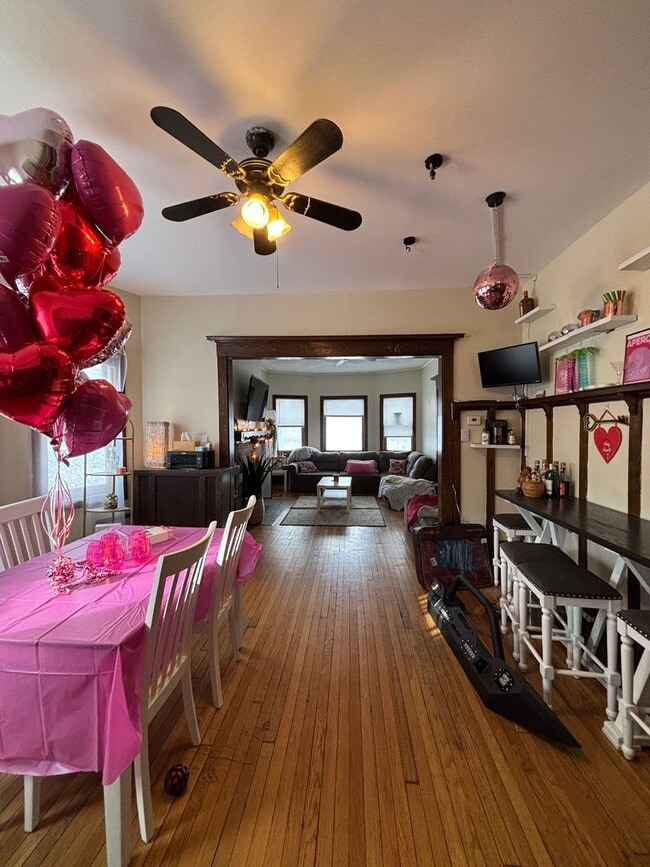 Photo - 2944 N Maryland Ave Unit Lower