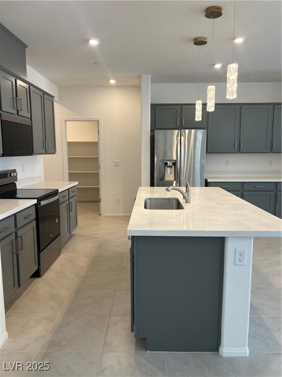 Photo - 1972 Majalis Pl