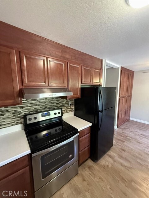 Photo - 23732 Hillhurst Dr Unidad 73
