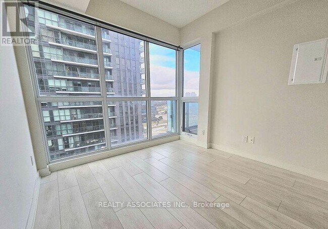 Photo - 2 Sonic Way Unit 1603