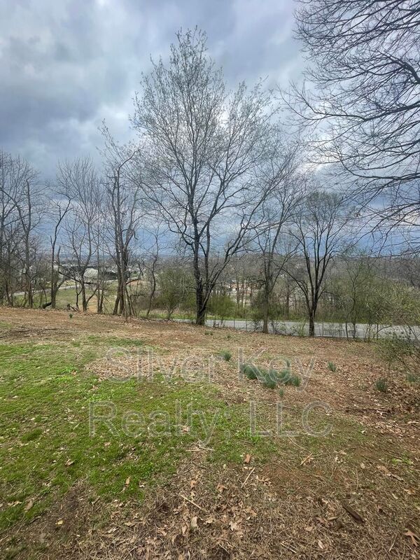 Photo - 1008 Old Highway 68