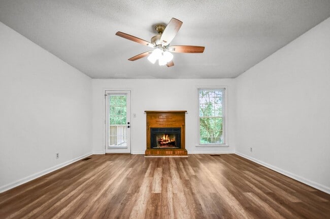 Photo - Two Bedroom in Sango!