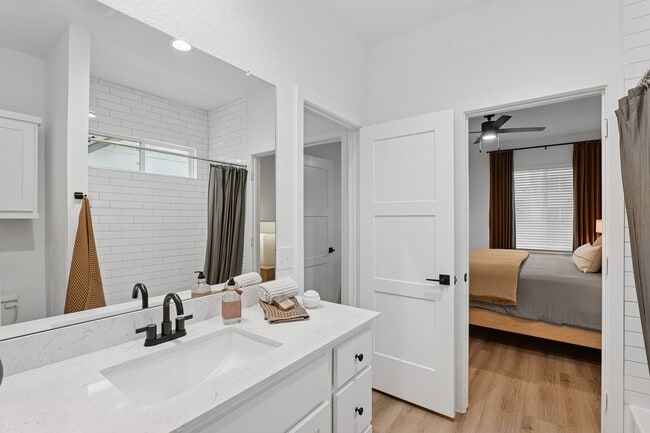 Ellery Lane Apartments Bathroom and Bedrom