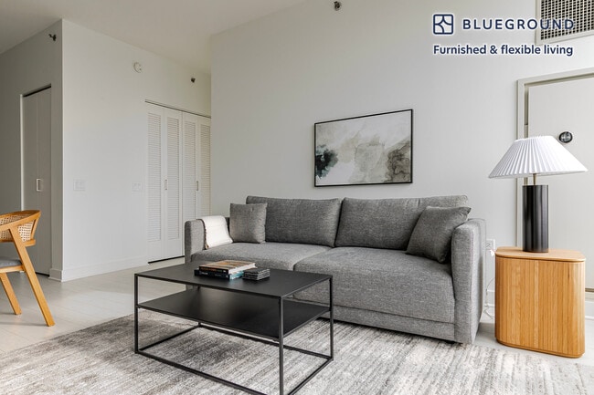 Photo - 1035 W Van Buren St Unit FL24-ID1165