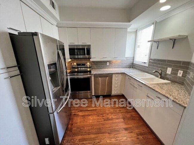Photo - 4040 Avondale Ave Unit #208