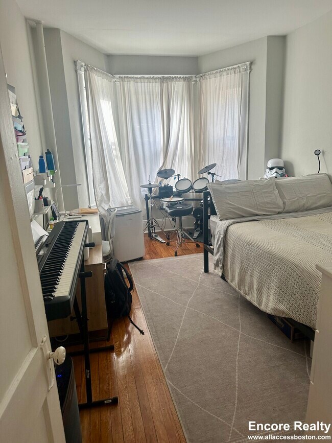 Photo - 38 Hemenway St Unidad 25