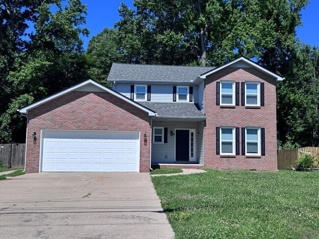 Building Photo - Sango!! Completly Renovated 3 Bed 2.5 Bath Home in Welchview!