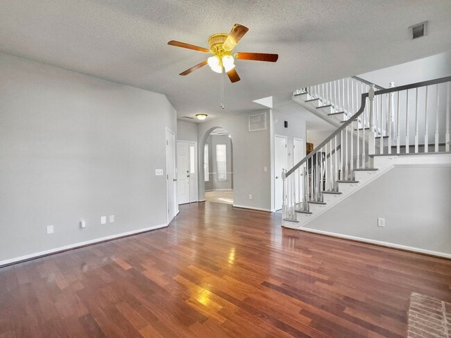 Photo - Gorgeous 4 bedroom in Charleston