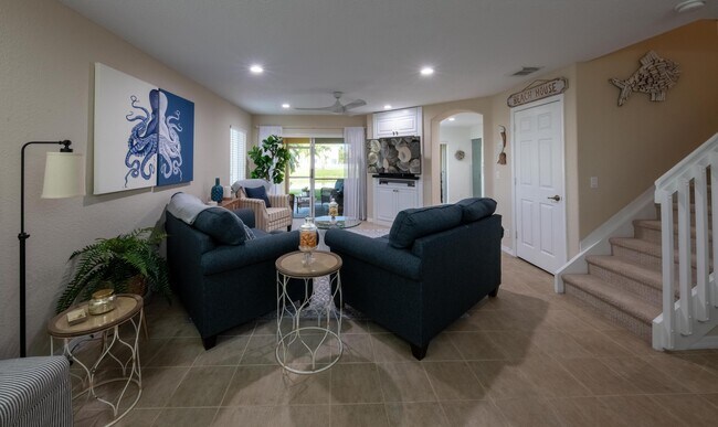 1040 Arezzo Cir