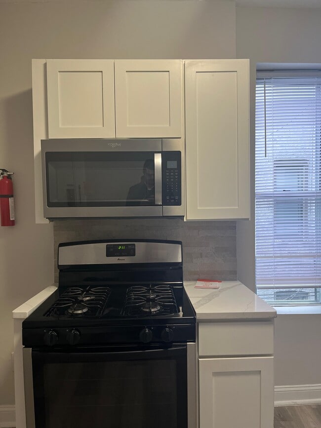 Photo - 5713 Hudson Ave Unidad 12