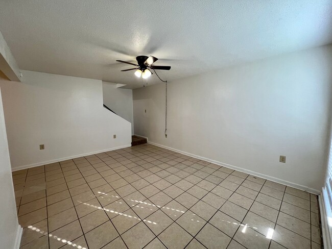 Photo - 306 Cougar Ridge Unit 2