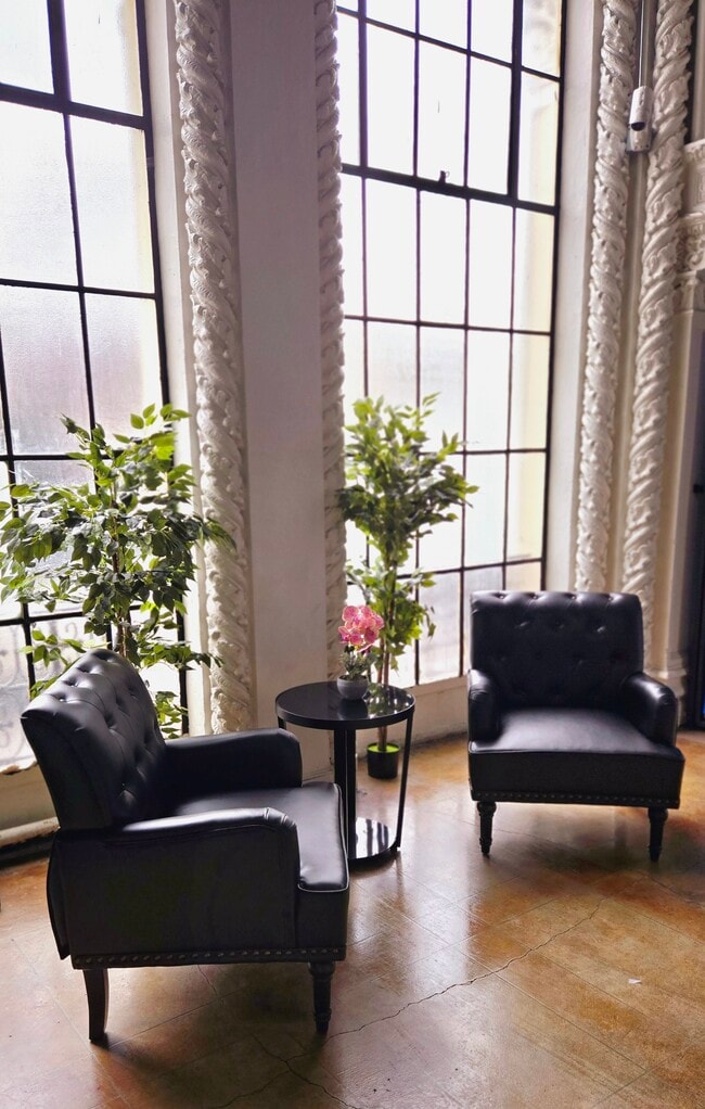 Photo - Claridge Apartments