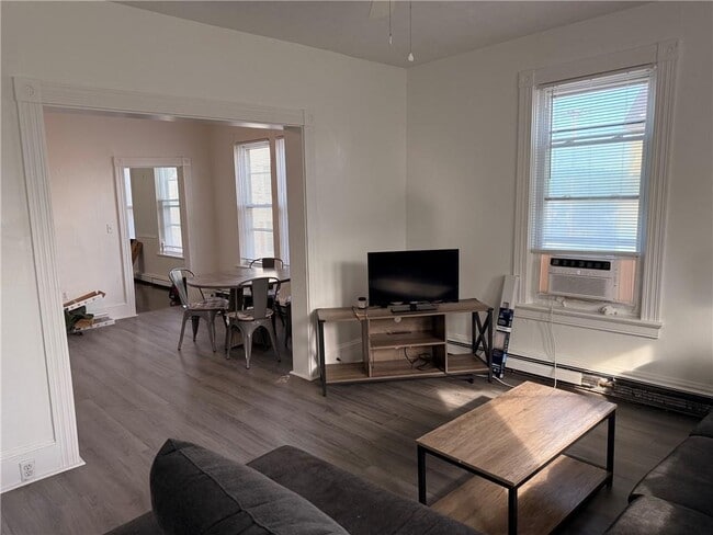 25 Providence St Unit 2