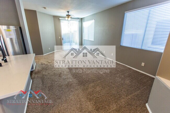 Photo - 1131 E Ferrara St