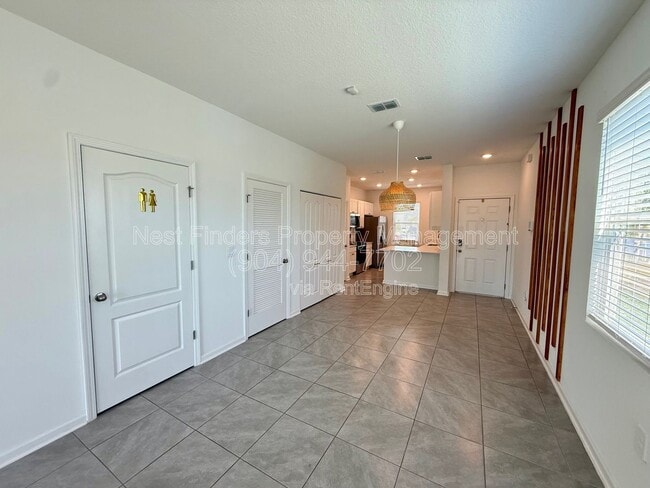 Photo - 56 Sage Br St