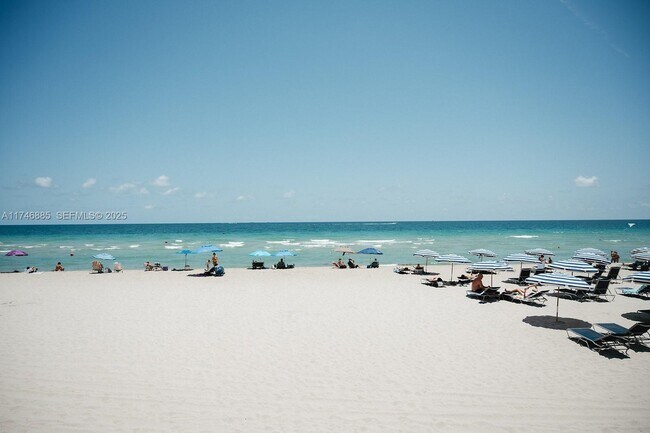 Building Photo - 3725 S Ocean Dr Unit 1019