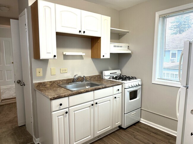 Photo - 441 Addison St Unit Four