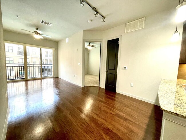 Photo - 2525 McCue Rd Condo Unit 434