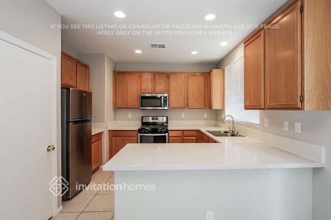 Photo - 5504 Grand Rapids St