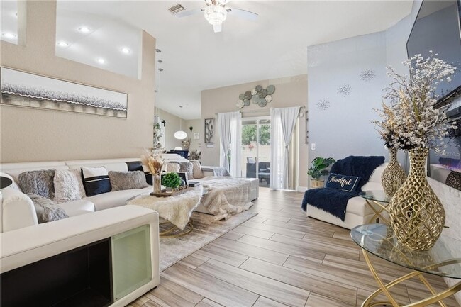 Photo - 4937 SW 98th Pl