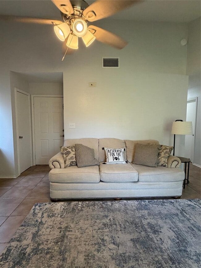 Photo - 16010 Fitchburg Cir