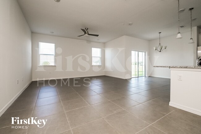 Photo - 564 Crown Rose Dr