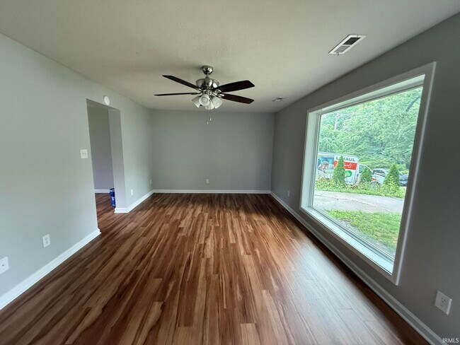 Photo - 1014 N Orris Dr